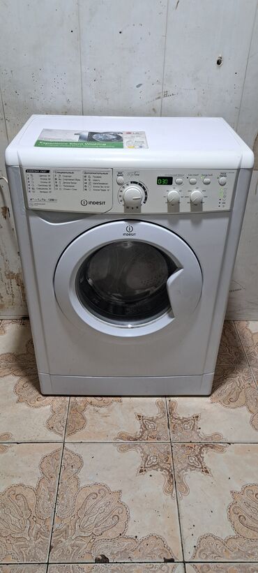 paltar yuyan masin ikinci el: Paltaryuyan maşın Indesit, 7 kq, İşlənmiş, Avtomat, Ödənişli çatdırılma