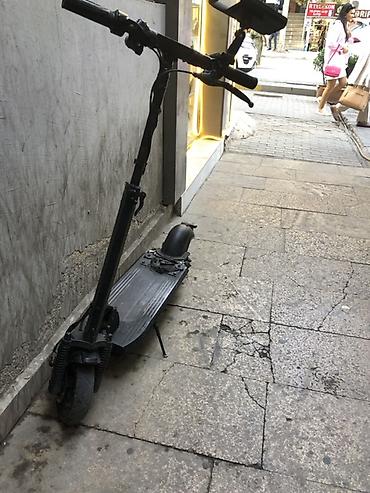 Elektrikli samokatlar: Elektrikli skuter – şəhərdaxili hərəkət üçün kompakt və güclü model — 3