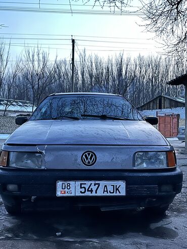 Volkswagen: Volkswagen Passat: 1989 г., 1.8 л, Механика, Бензин, Универсал