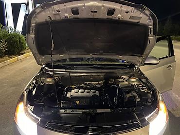 opel astra motor: Chevrolet Cruze: 1.4 l | 2015 il 276000 km Sedan — 5