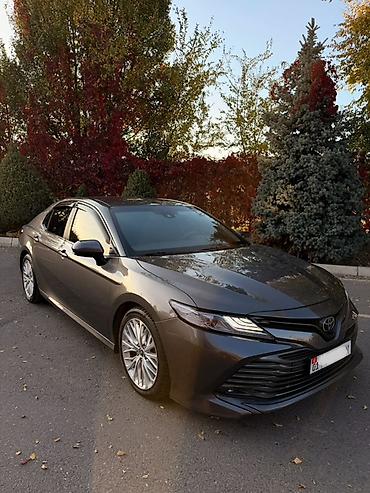 Унаа: Toyota Camry: 2018 г., 2.5 л, Автомат, Бензин, Седан — 1