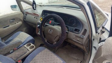 Аренда пассажирского буса: Минивэн 7–8 мест с трансформируемым салоном - Просторный пассажирский — 8