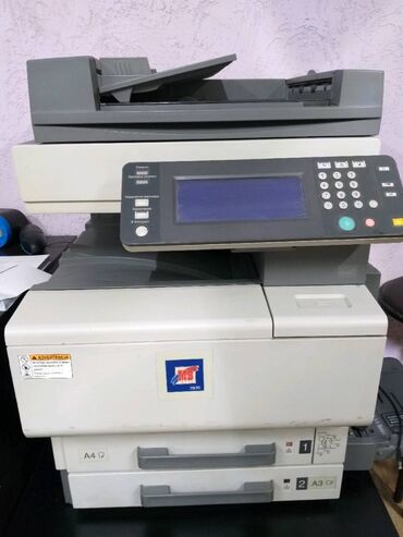 принтер и факс: Коника минолта С 350 рабочем состоянии