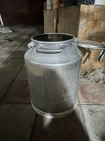 Баки: Alüminium süd bidonu - Material: qida dərəcəli alüminium - Həcm — 2