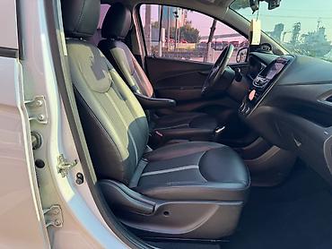 Chevrolet: Chevrolet Spark: 2020 г., 1 л, Вариатор, Бензин, Хэтчбэк — 22