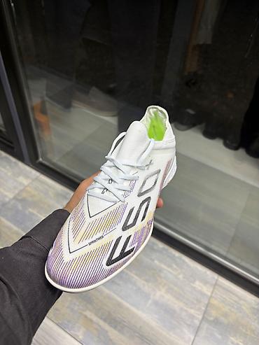 Kişi ayaqqabıları: Adidas f50 a class sumk +silkon corab hedıyye ayaqda cox yungul hıss — 1