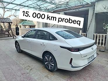 lexus ct 200: Elektrik sedan – Leapmotor C01 (A05) tipli model - Rəng: ağ - Gediş — 2