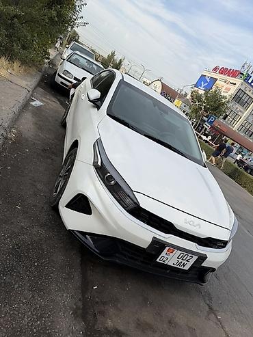 highlander platinum: Kia K3: 2022 г., 1.6 л, Автомат, Бензин, Седан — 2