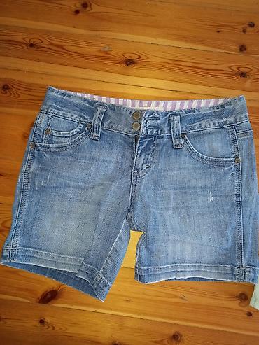 sort: Maurices brendinin cins şortu - Rəng: açıq mavi, yüngül “wash” — 1