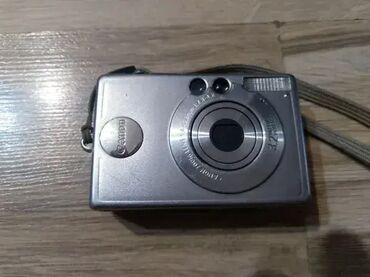Fotoaparati: 1. Canon Power shot A620- ispravan 2. Canon Power shot A640- — 10