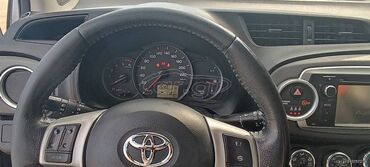 Toyota: Toyota Yaris: 1.4 l. | 2012 έ. Χάτσμπακ — 13