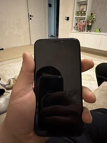 iphon xs: IPhone Xs, 256 GB, Qara, Face ID, Simsiz şarj — 4
