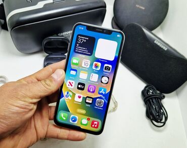 Apple iPhone: IPhone X, Б/у, 64 ГБ, Белый, Чехол, В рассрочку, 100 % — 18