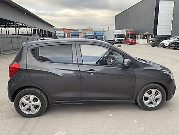 sp 4: Chevrolet Spark: 2016 г., 1 л, Вариатор, Бензин, Хэтчбэк — 2