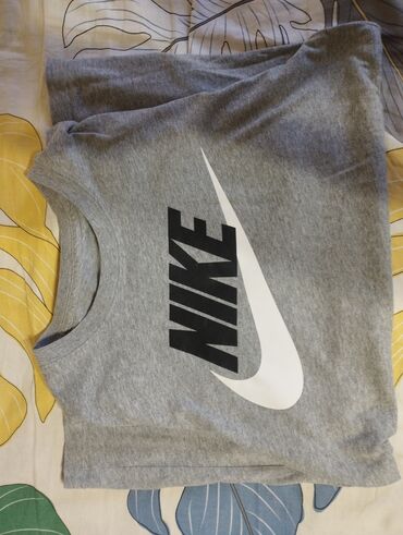 Футболки: Мужская футболка, S (EU 36), Nike, Б/у, цвет - Серый, Самовывоз