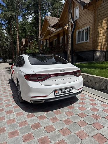 gra: Hyundai Grandeur: 2019 г., 3 л, Автомат, Бензин, Седан — 8