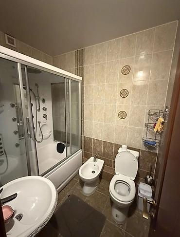 квартира на аренду ош: 🏡 Продаётся просторная 2-комнатная квартира в районе ТРЦ «Ала-Арча»! 🚨 — 3