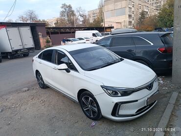 обмен авто на участок бишкек: BYD : 2019 г., 0.1 л, Автомат, Электромобиль, Седан