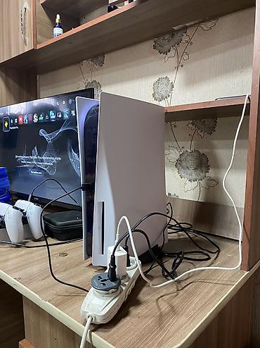 PS5 (Sony PlayStation 5): Sony PlayStation 5 (версия с дисководом) Комплектация и особенности — 4