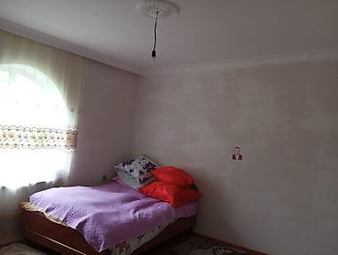 Həyət evləri və villaların satışı: Satışda: Həyət evi evin kupcası var - 1 mərtəbəli daş tikili, kirəmit — 9