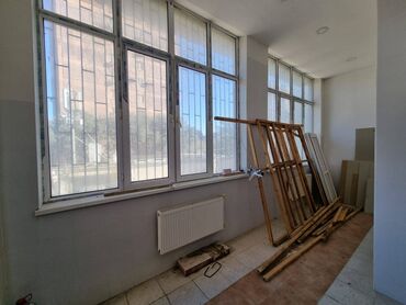 Kommersiya daşınmaz əmlakının satışı: ⚜️Təcili, yeni tikilinin altında kupçalı obyekt satılır! ⚜️23 — 8