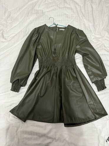 вечернее короткое платье: Вечернее платье, А-силуэт, Короткая модель, XL (EU 42)