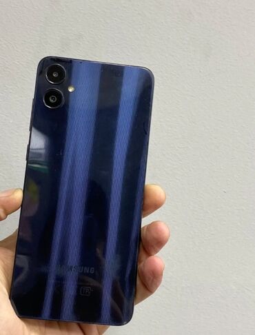 Samsung: Samsung Galaxy A5, 64 GB, rəng - Qara, Sensor, İki sim kartlı