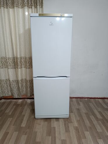 Техника и электроника: Холодильник Indesit, Б/у, Двухкамерный, De frost (капельный), 60 * 175 * 60