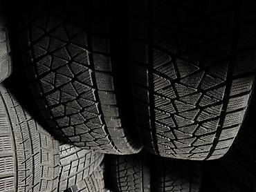 70: Шины 215 / 70 / R 16, Зима, Б/у, Комплект, Легковые, Япония, Bridgestone — 2