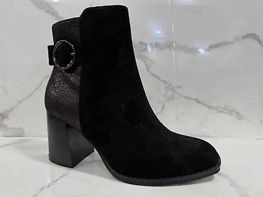 Gležnjače: Ženske zimske čizme – više modela - Topla crna čizma od brušene kože — 19