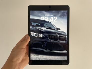Планшеты: Планшет, Apple, память 64 ГБ, Wi-Fi, Б/у, Классический цвет - Серый