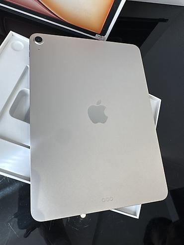 Планшеты: Планшет, Apple, память 256 ГБ, 10" - 11", Wi-Fi, Новый, Классический цвет - Серебристый — 1