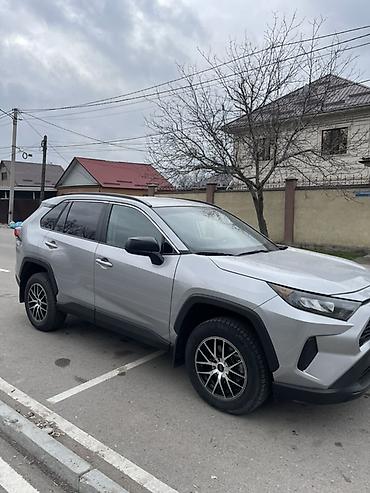 Toyota: Toyota RAV4: 2020 г., 2.5 л, Автомат, Бензин, Кроссовер — 3