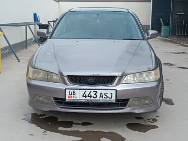 Honda: Honda Accord: 2001 г., 2 л, Типтроник, Бензин, Седан