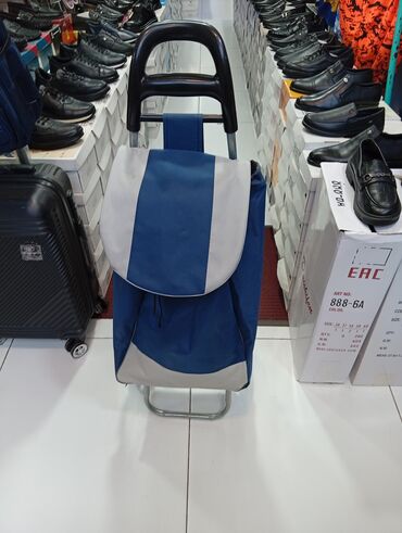 tek qaş: İki təkərli alış-veriş arabası/çantası - Rəng: tünd mavi-açıq boz