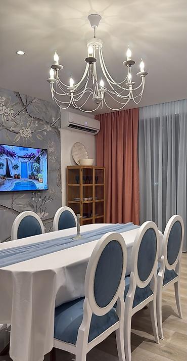 6 stul biri 90azn. Tezedi işlənmiyib. Ünvan Sea Breez (0888) aml