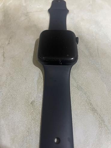 apple vach: Apple watch SE 2 44mm Idealdir Pil 97dir korpusunda sadece cizigi var — 2