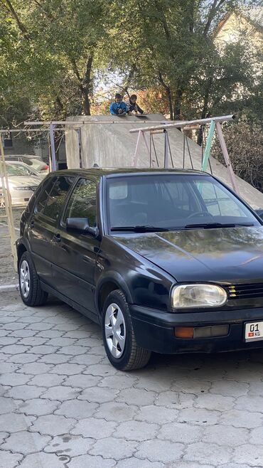 Volkswagen: Volkswagen Golf: 1992 г., 1.8 л, Механика, Бензин, Хэтчбэк