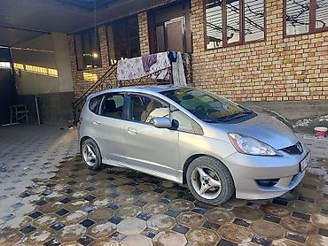 Honda: Honda Jazz: 2011 г., 1.5 л, Механика, Бензин, Хэтчбэк — 2