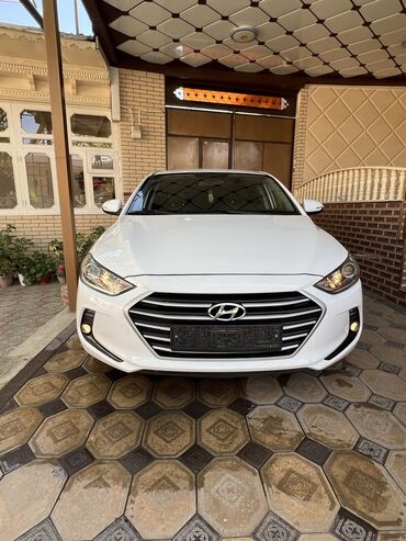 subaru седан: Hyundai Avante: 2018 г., 1.6 л, Автомат, Бензин, Седан
