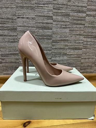 klassik kişi cəkmələri: Qadın ayaqqabıları – 2 cüt 1) Klassik stiletto 20 azn yeni - Rəng — 2