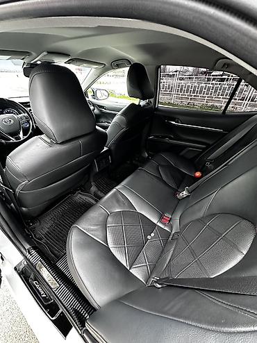lexus ct: Toyota Camry: 2019 г., Гибрид, Седан — 7
