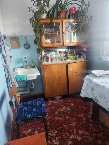 аренда квартир военно антоновка: 1 комната, 33 м², 103 серия, 2 этаж, Старый ремонт
