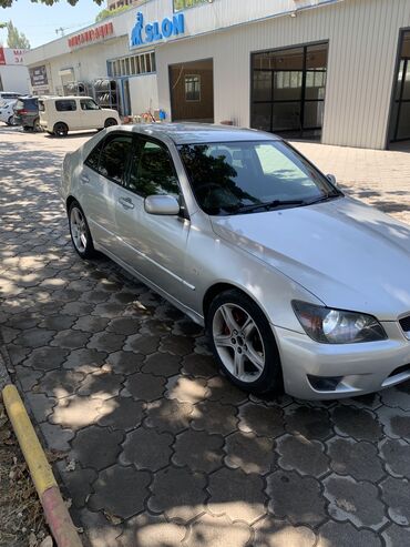 Toyota: Toyota Altezza: 2002 г., 2 л, Типтроник, Бензин, Седан