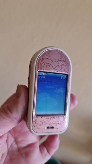 Nokia: Nokia 7373, bоја - Roze, Na preklapanje — 4