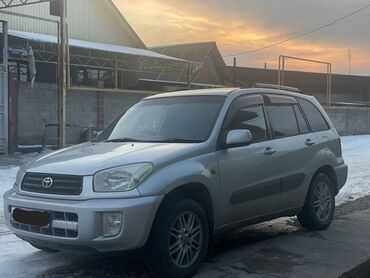прирора машина: Toyota RAV4: 2003 г., 2 л, Автомат, Бензин, Внедорожник