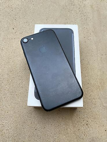 ipad 7 ci nesil: IPhone 7, 32 GB, Qara, Barmaq izi, Face ID — 3