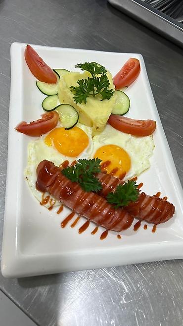 Повара: Ющю работу . Повар универсал.Стаж имеется.
С ежедневным расчётом — 23