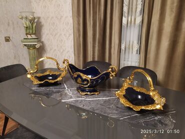 Vazalar: Vaza dəsti, Farfor — 6