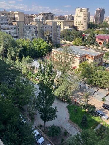ищу квартиру в оше: 3 комнаты, 122 м², Индивидуалка, 9 этаж, Косметический ремонт